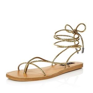 AQUA Cushioned Strappy Zina Lace-Up wrap around Gladiator Sandals 7.5 M